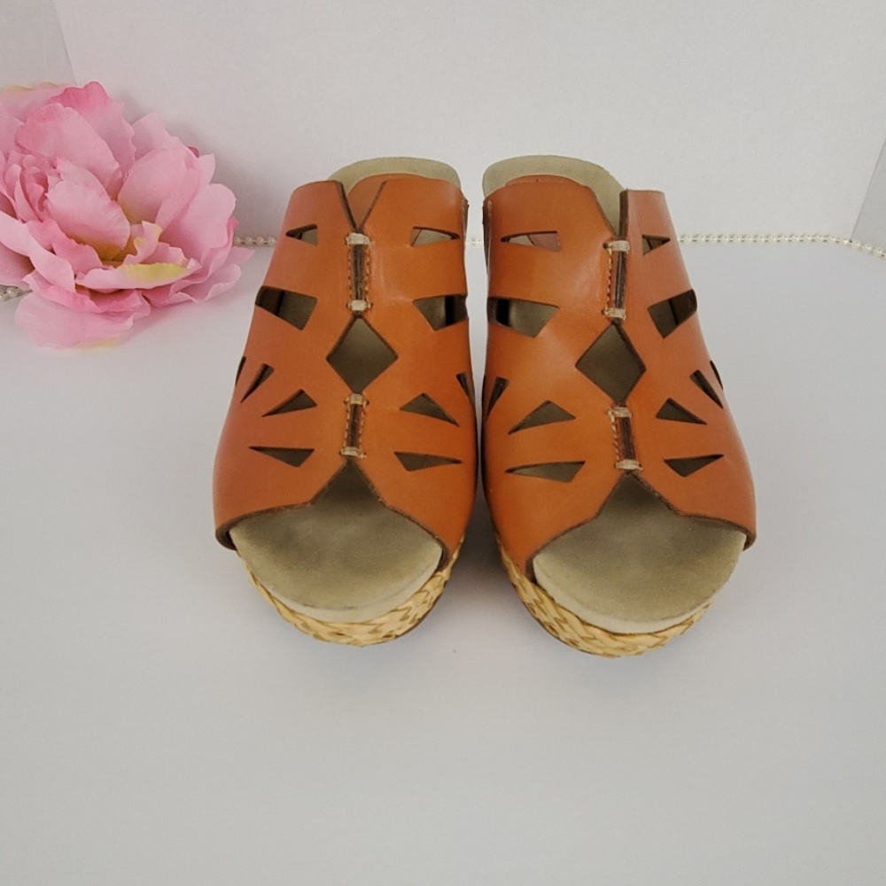 Earthies Sentina Apricot Wedge Sandals